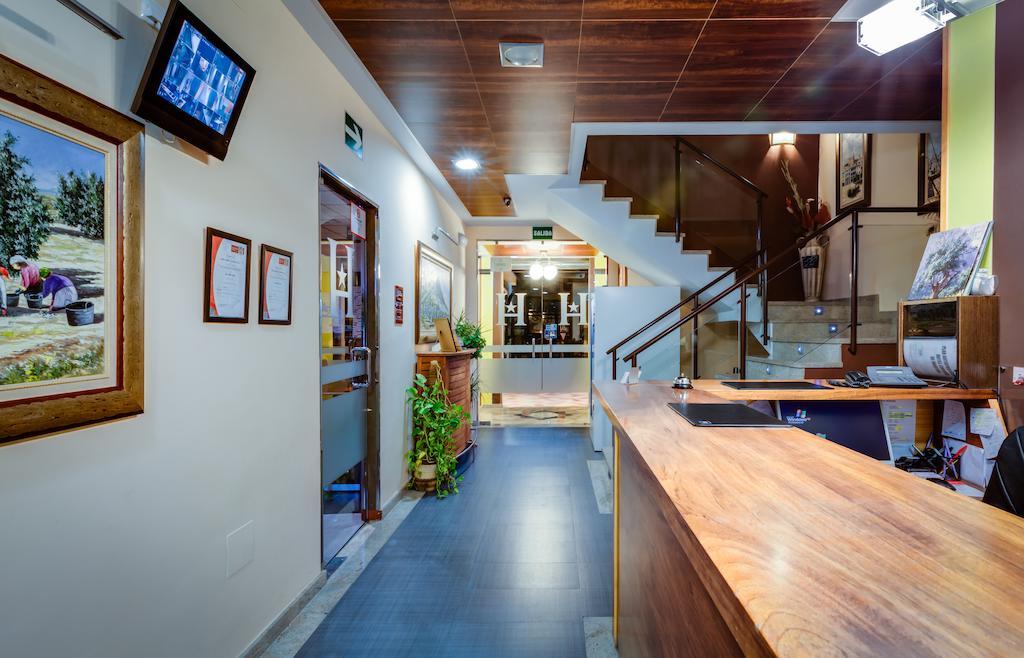 Hotel Ciudad De Martos Eksteriør billede